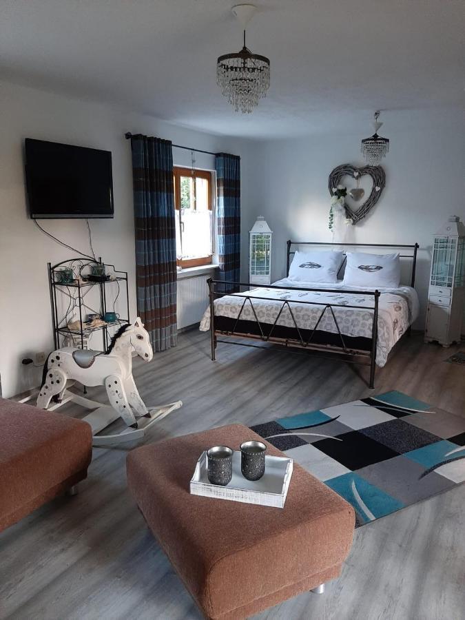 B&B Neuses Am Brand Sonnefeld 외부 사진